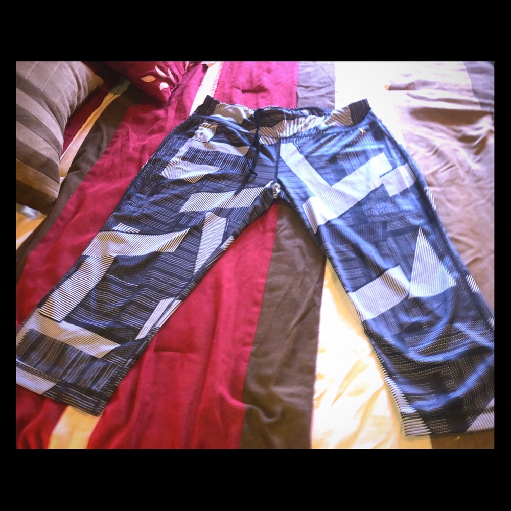 Fitted Gym Capris